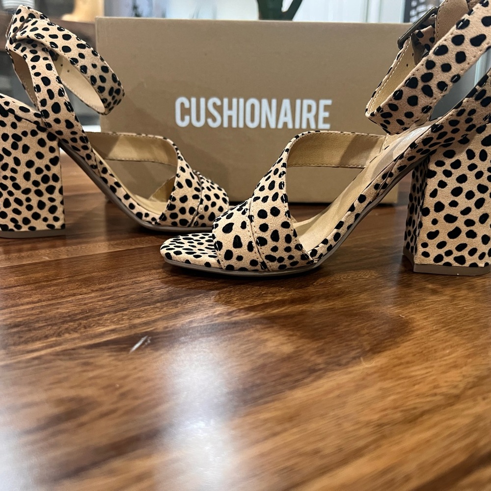 Cushionaire Women's Spotted Block Heel Sandals